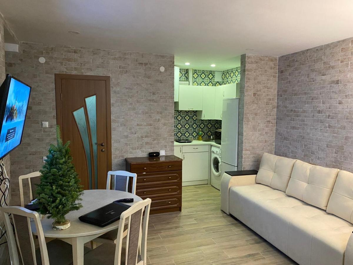 Freedom Apartment On Khmelnytsky Str Lviv Exterior foto